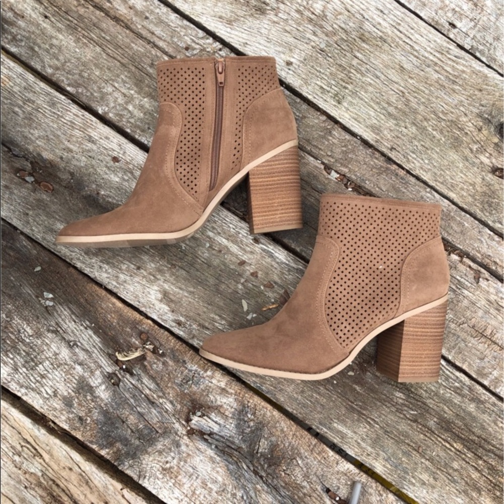 Universal Thread Tan Perforated Block Heel Booties - image 1